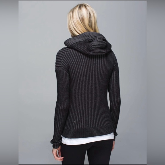 Lululemon Athletica Embrace Hoodie Knit Heathered Medium Grey Black Women’s SZ 6 - Picture 2 of 12